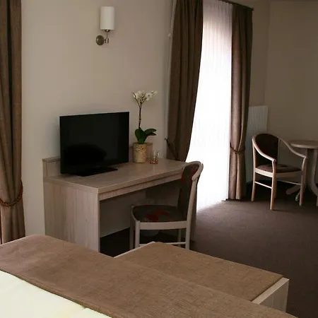 Heinrichshof Ξενοδοχείο Jüterbog